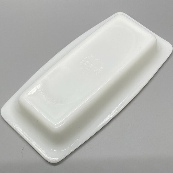 Vintage 1970's Pyrex Milk Glass Butterfly Gold Covered Butter Dish 72-B - Picture 5 of 9